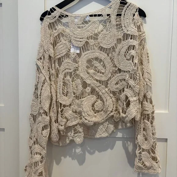 Brand New Willow & Root Open Weave Scalloped Sweater w/ Tags (Size Large) - Picture 6 of 7